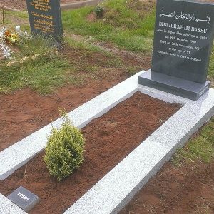 Speckled Grey Frame Landing